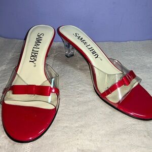 Sam & Libby Lorna 3 court red clear bow heels Sz 8M lucite heel vintage